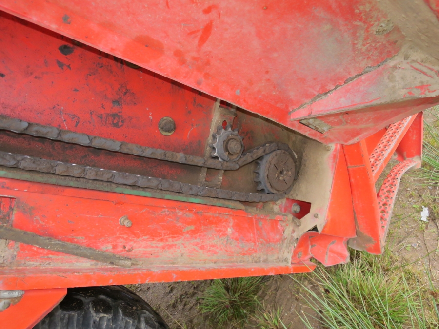 4704 Grimme SE75-30 potato harvester