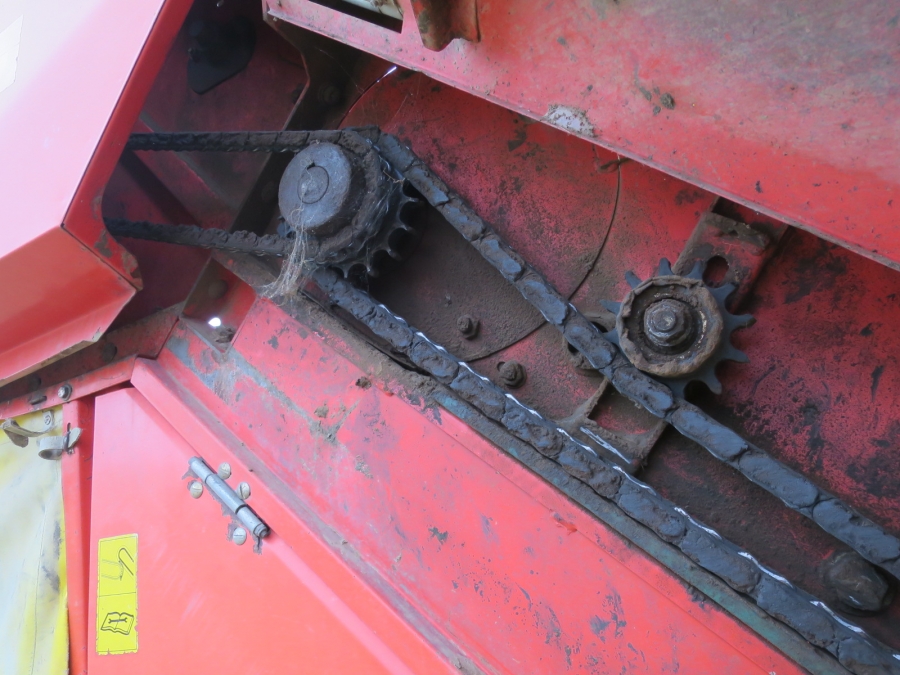 4704 Grimme SE75-30 potato harvester