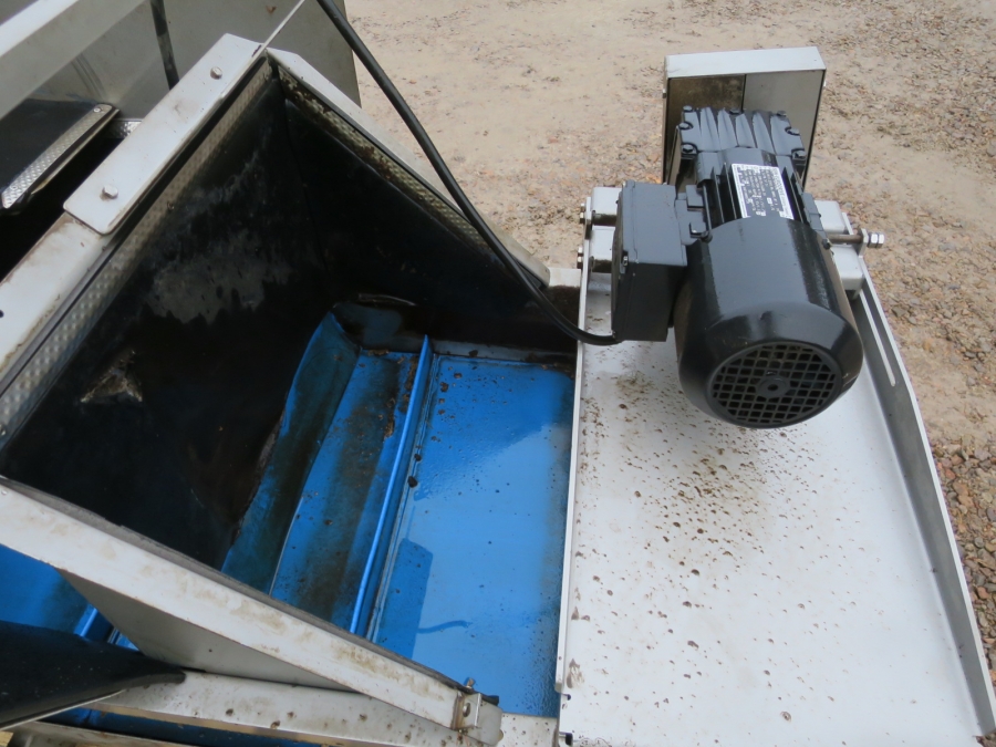 4713 EMVE Förderband 1500x550 mm  EDELSTAHL