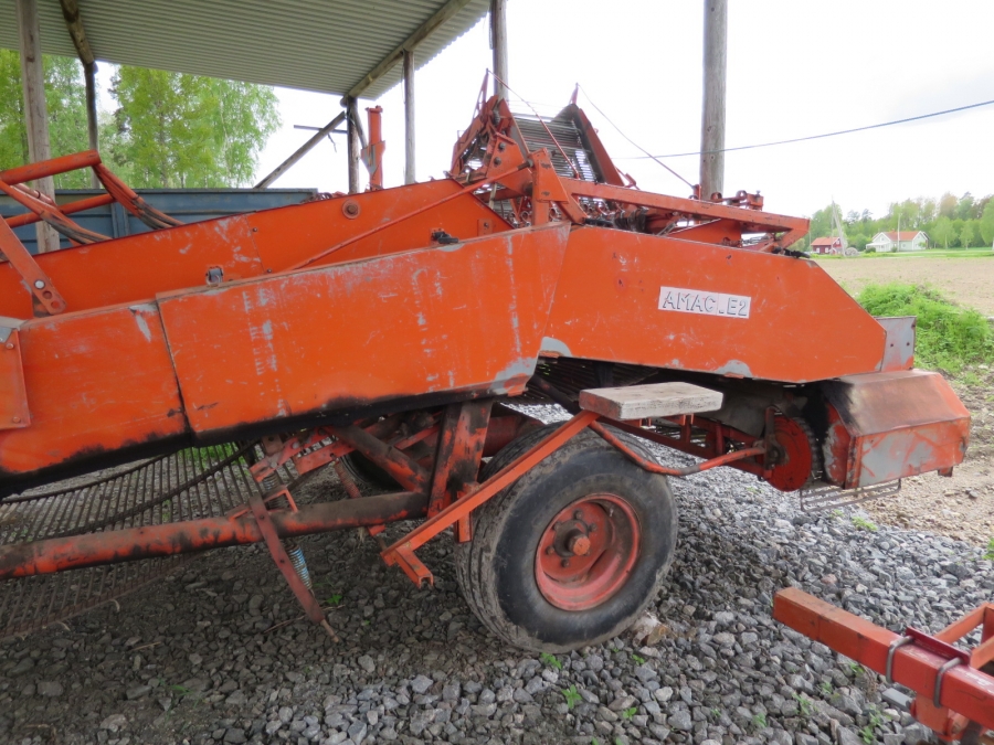 4714 AMAC E2 potato harvester elevator 2 row