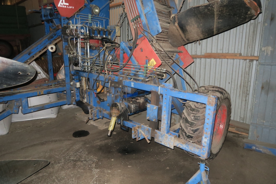 4716 Asa-Lift ST1200 Möhrenroder