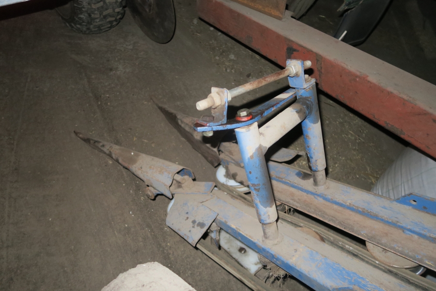 4716 Asa-Lift ST1200 Möhrenroder