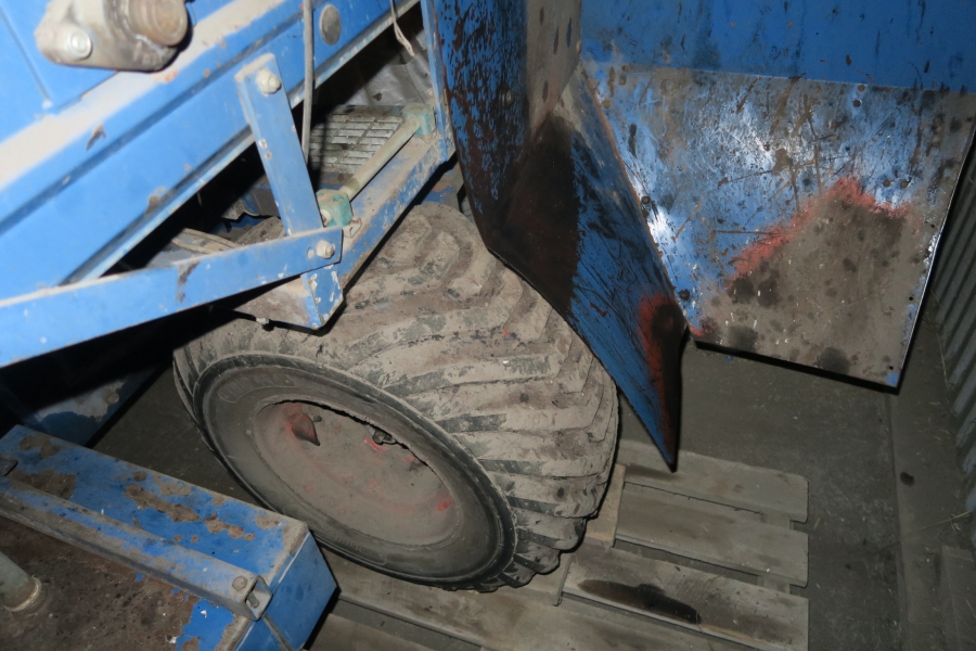 4716 Asa-Lift ST1200 Möhrenroder