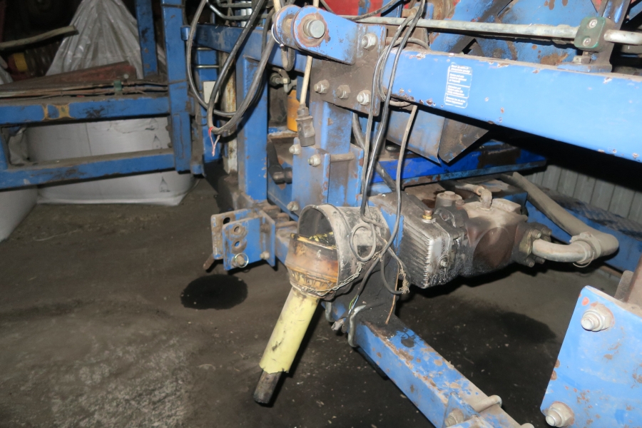 4716 Asa-Lift ST1200 Möhrenroder