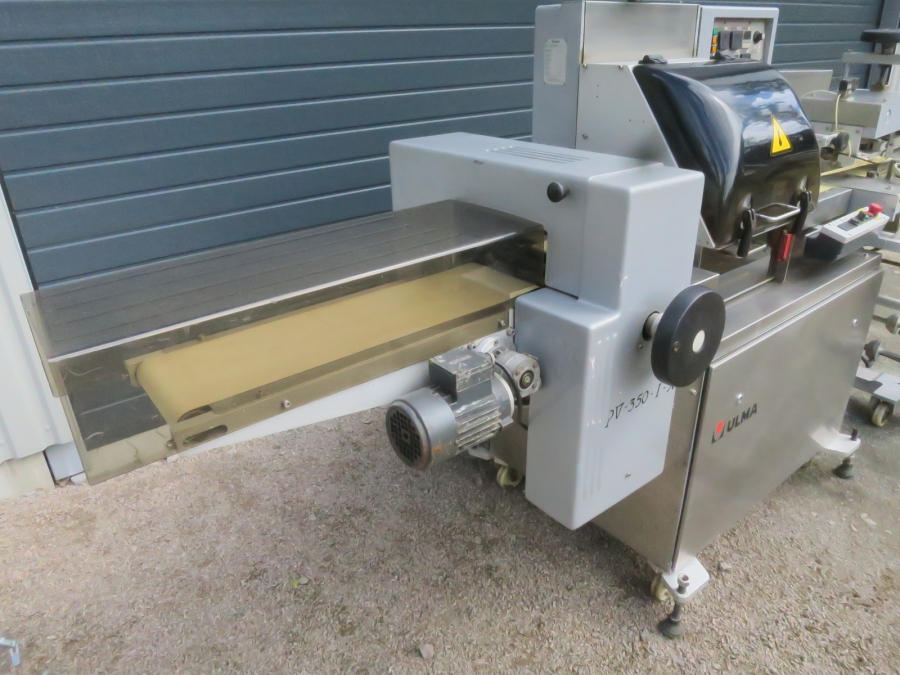 4724 Ulma PV-350 flow pack
