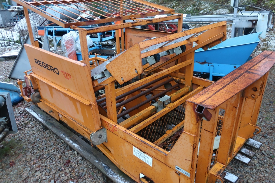 4744 Regero Pflanzmaschine 3 Reihen