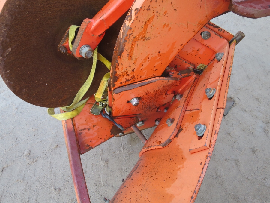 4754 Grimme Bed Plough