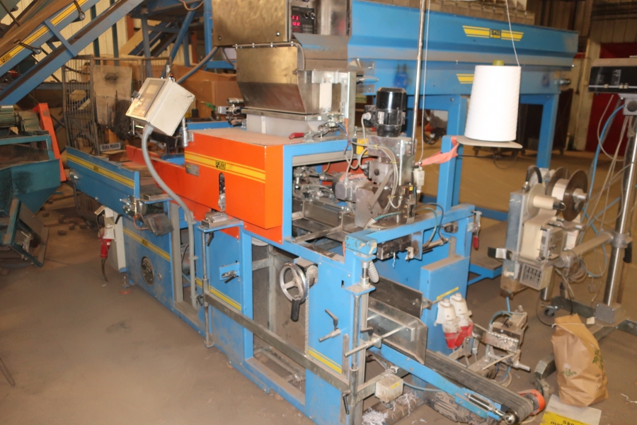 4785 NEWTEC 2012B mit EMVE BE5000 Papiertütemaschine
