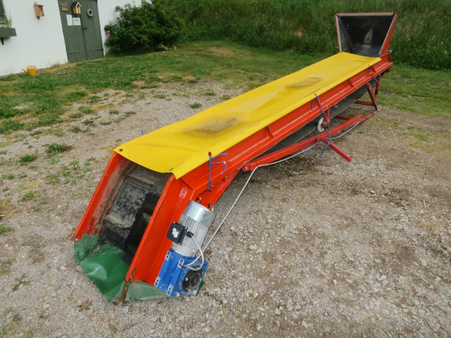 4810 EKKO elevator 4400x550 mm