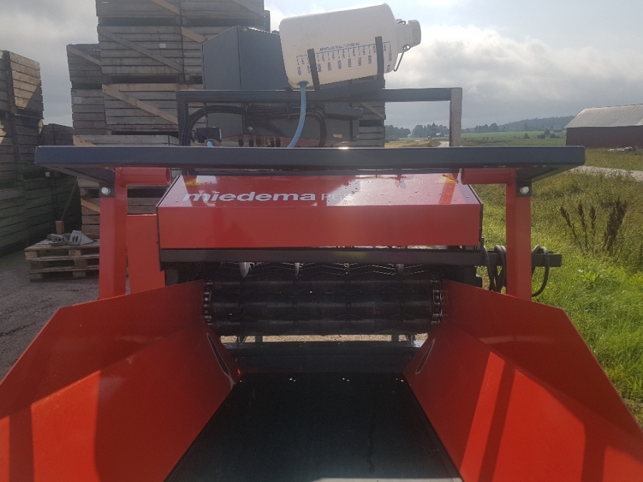 4845 Miedema PGS seed cutter