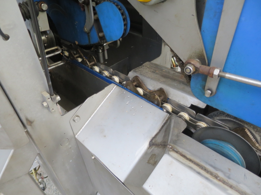 4858 Sormac USM100A onion peeler