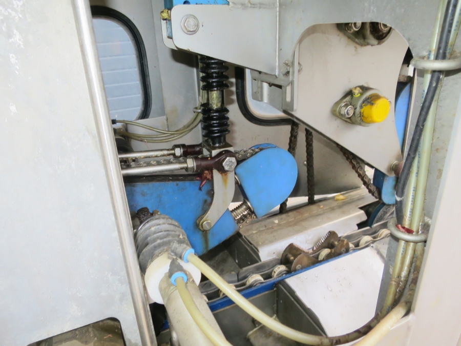4858 Sormac USM100A onion peeler