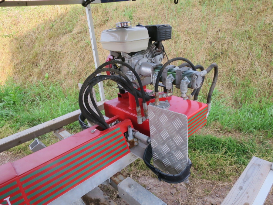 4867 Drängen Arbeitstation