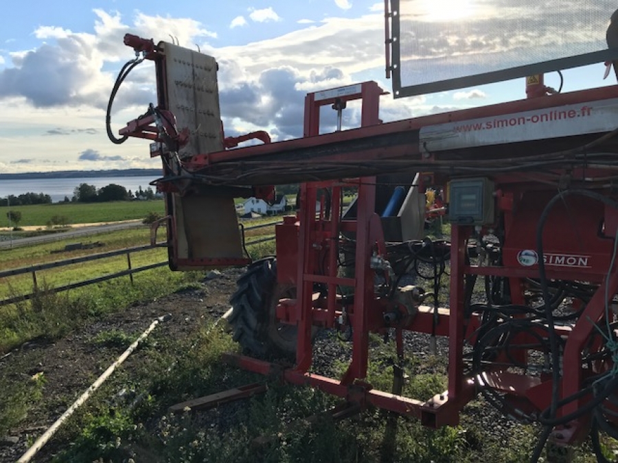 4876 Simon Leek harvester RPNB