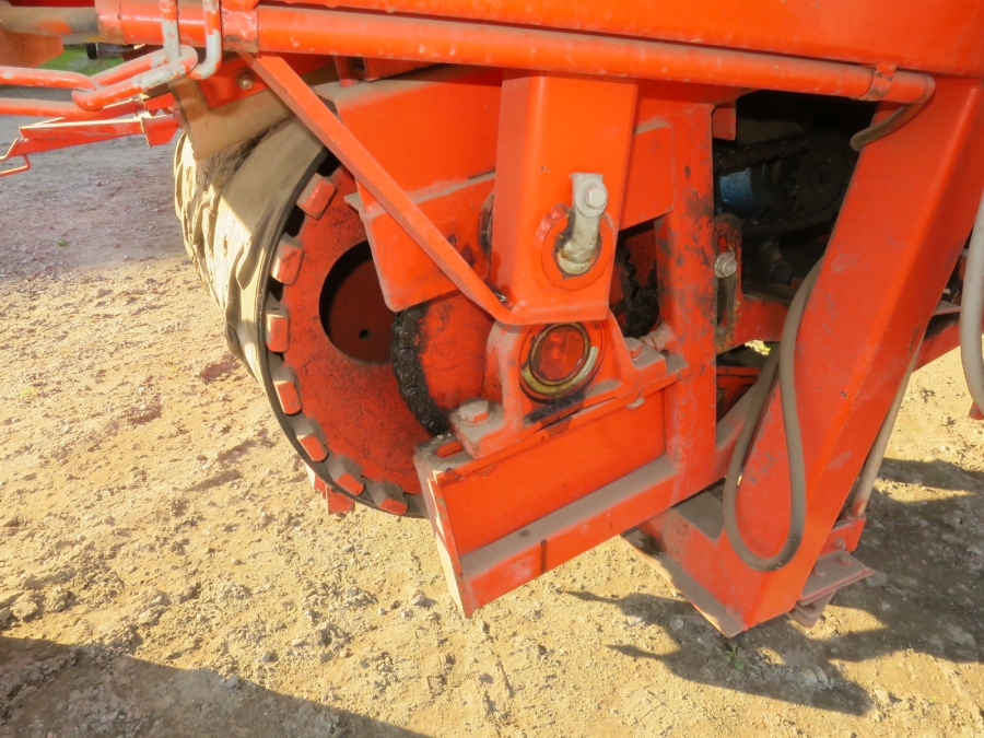 4877 Amac Hallenfüller