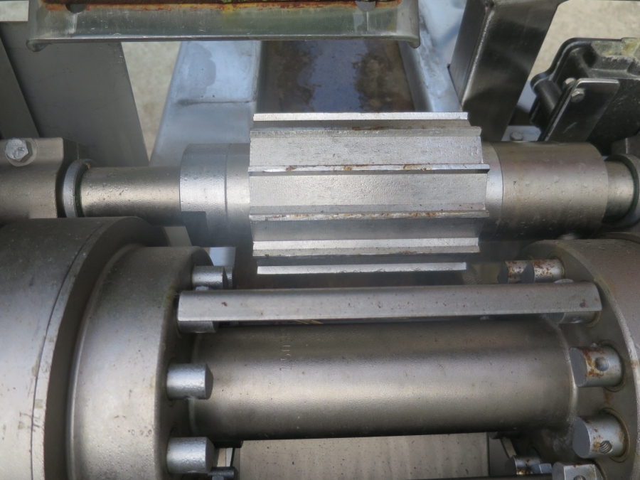 4885 Urschel HX-A tärningsmaskin