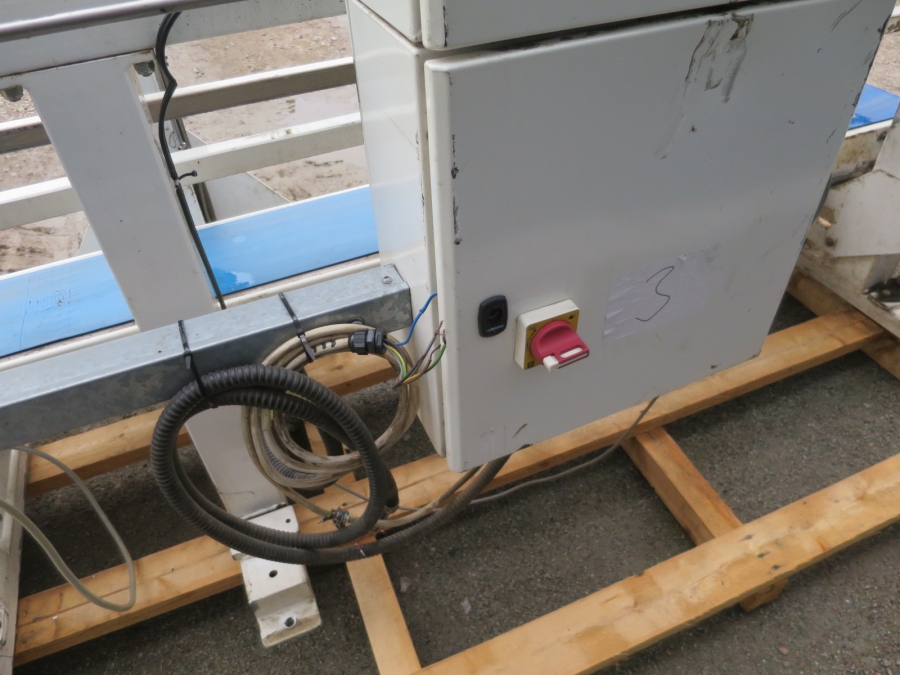 4890 Pacepacker TBC paper bagger with stitcher
