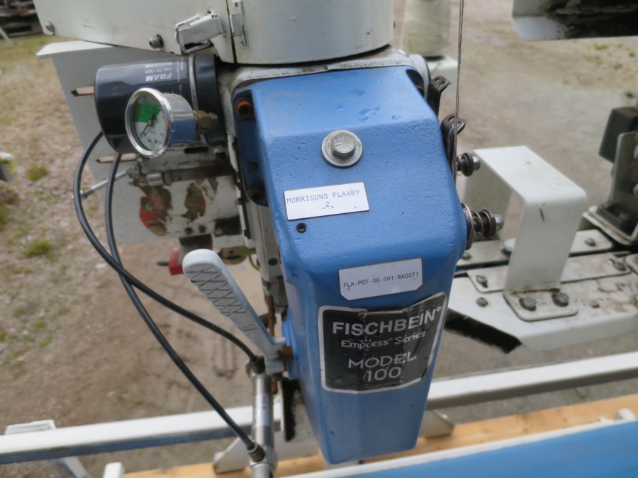 4890 Pacepacker TBC paper bagger with stitcher