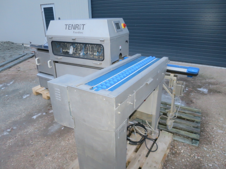 4906 Tenrit peeling line for carrots etc