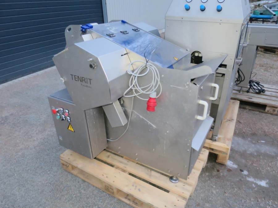 4906 Tenrit peeling line for carrots etc