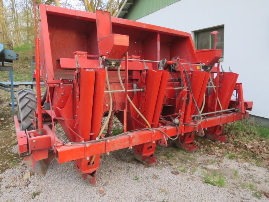 4931 Kverneland Underhaug Kartoffellegemaschine 4 Reihe