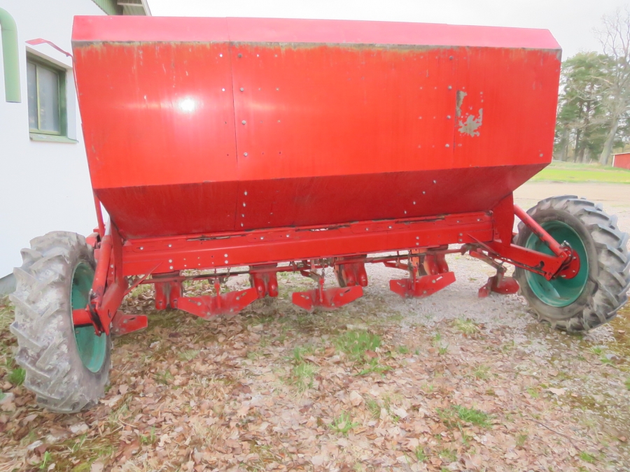 4931 Kverneland Underhaug Kartoffellegemaschine 4 Reihe