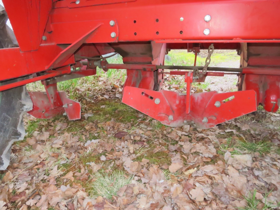 4931 Kverneland Underhaug Kartoffellegemaschine 4 Reihe