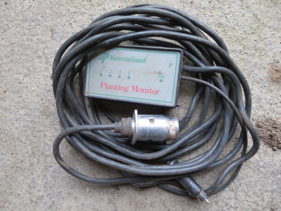 4931 Kverneland Underhaug Kartoffellegemaschine 4 Reihe