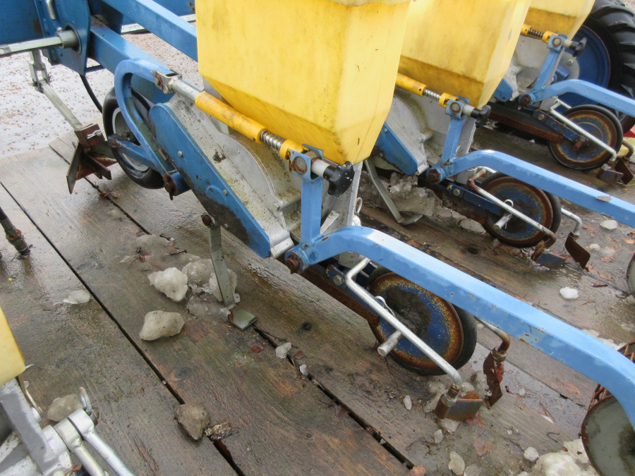 4950 Nibex 500 seed drill 9 rows. 