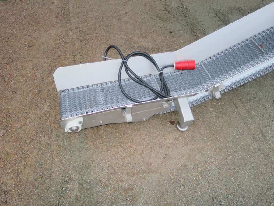 4959 EMVE Förderband für tray / punnets EDELSTAHL