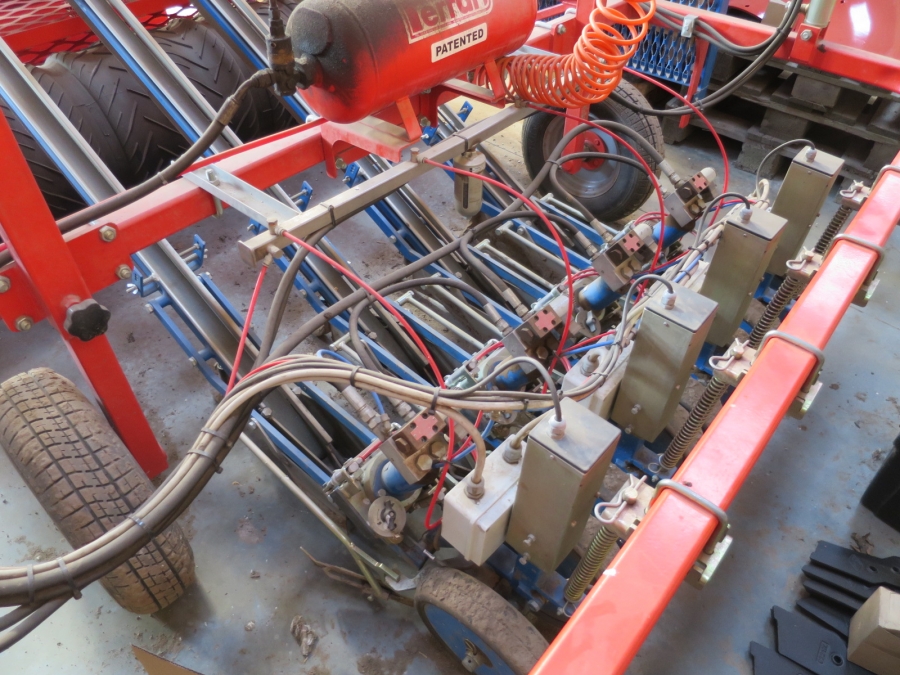 4986 Ferrari Rotostrapp transplanter 4 row