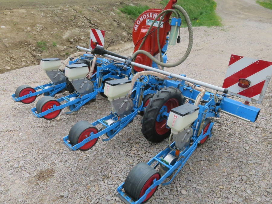 4989 Monosem MS pneumatic precision seeder 4 row