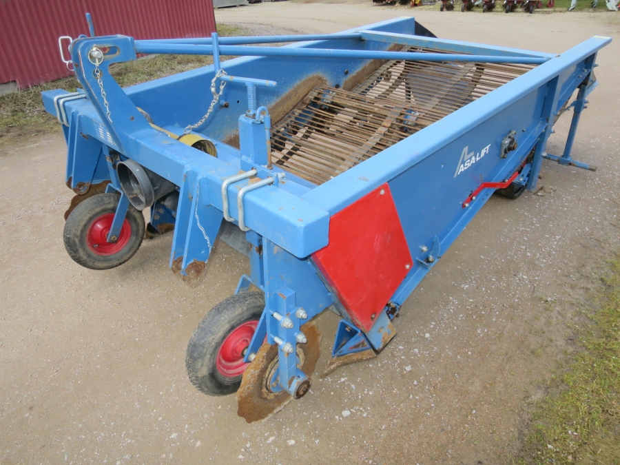 5002 Asa-Lift onion windrower  WR 1350 mm web