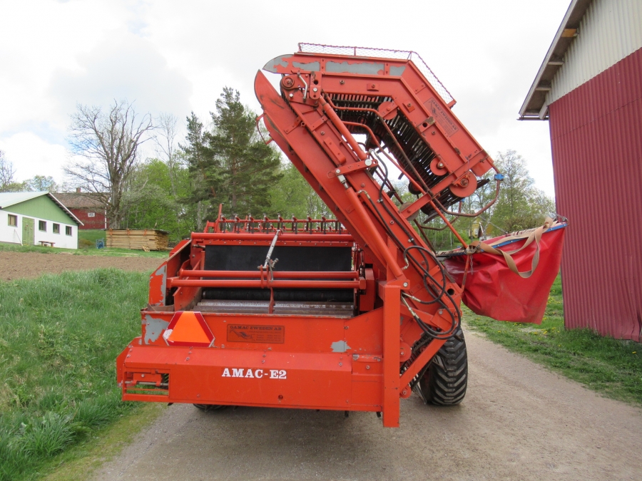 5026 AMAC E2 potato harvester / onion harvester
