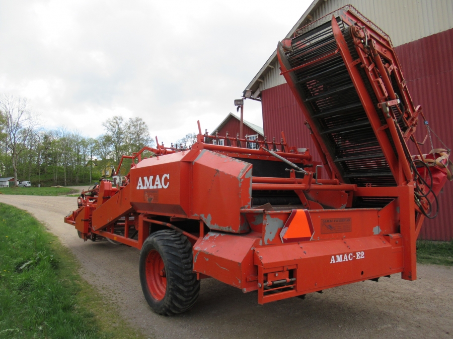5026 AMAC E2 potato harvester / onion harvester