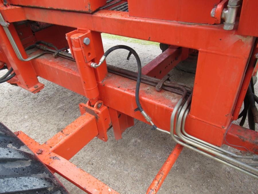 5026 AMAC E2 potato harvester / onion harvester