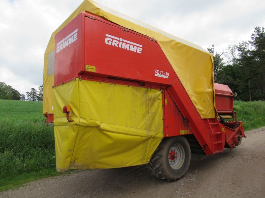 5035 Grimme SE75-40 potato harvester