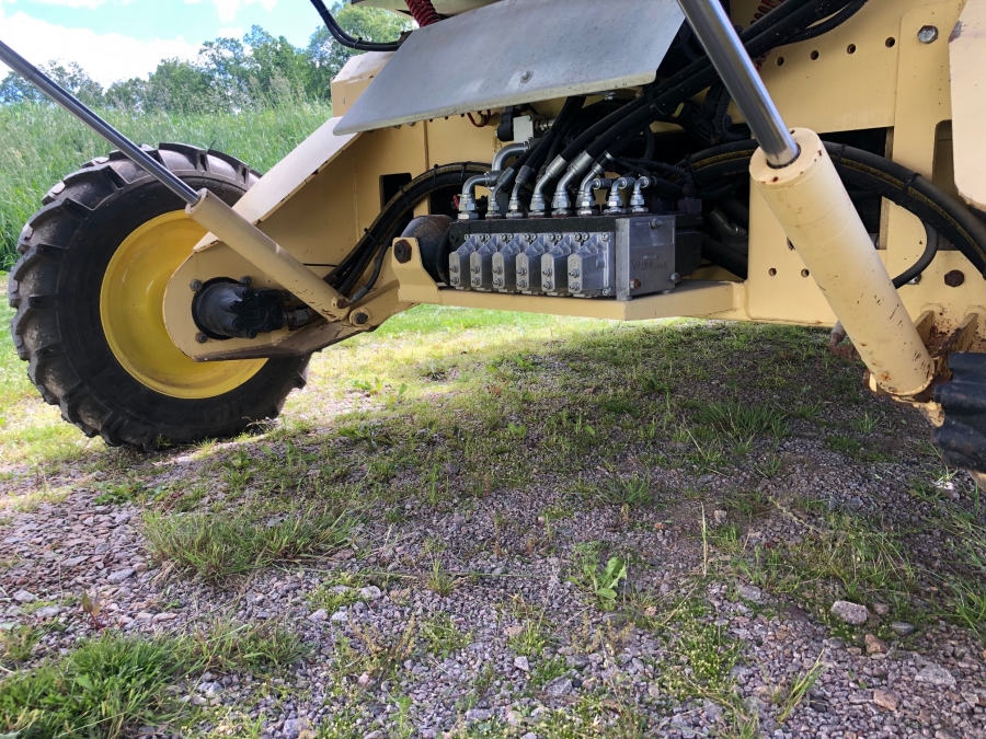 5041 De Pietri Mache salat harvester