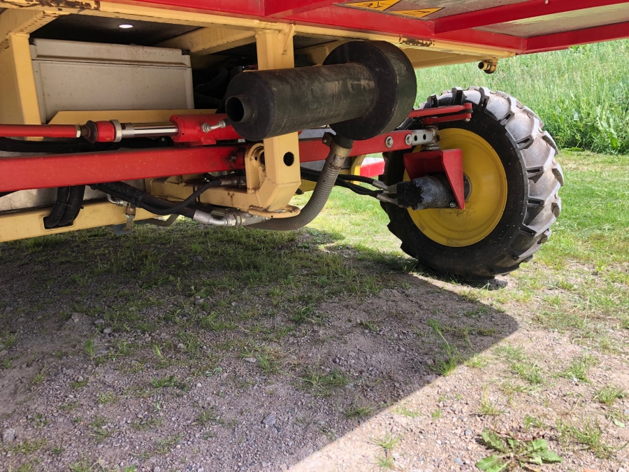 5041 De Pietri Mache salat harvester