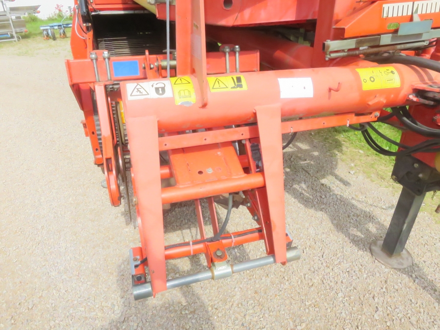 5078 Grimme SE75-30 potato harvester
