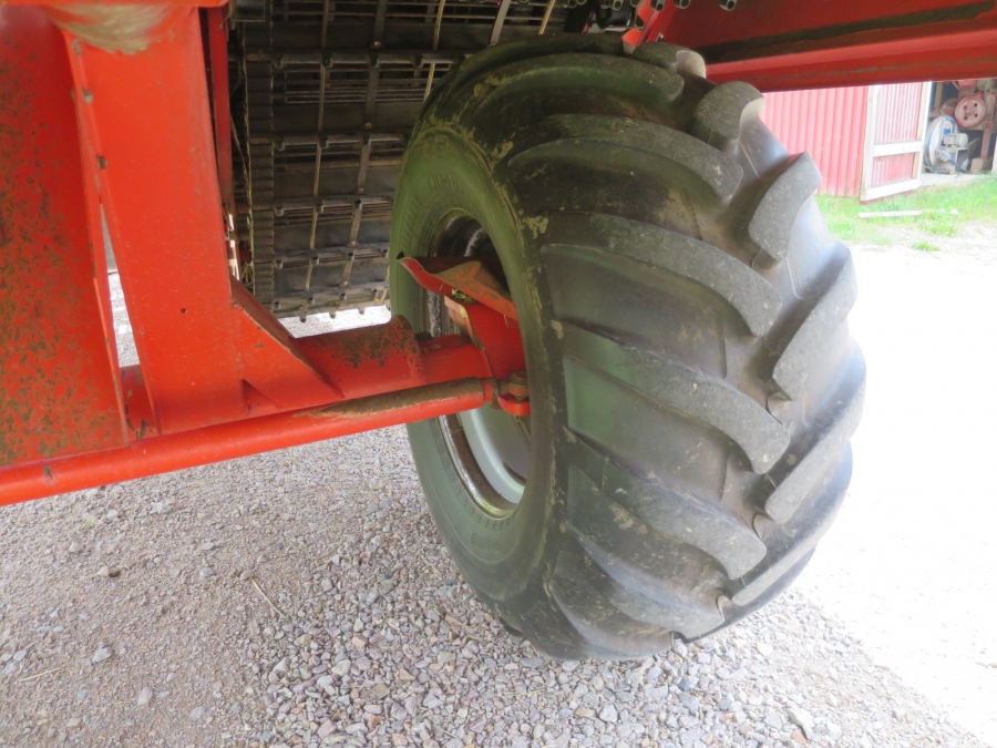 5078 Grimme SE75-30 potato harvester