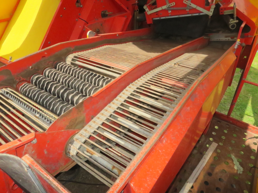 5078 Grimme SE75-30 potato harvester