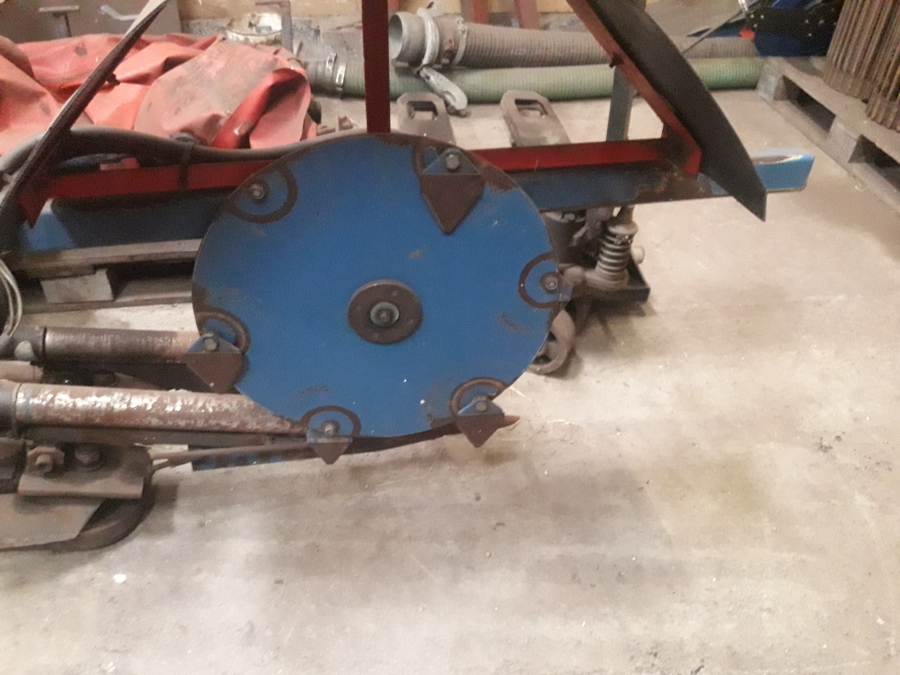 5083 Asa-Lift carrot harvester T-140B