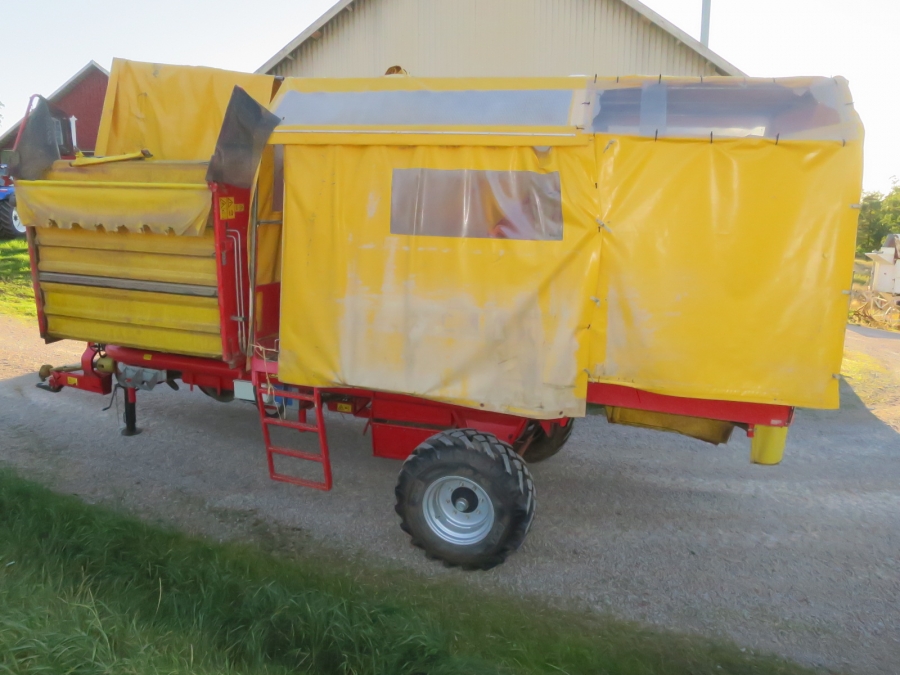 5092 Grimme SE75-40 potato harvester