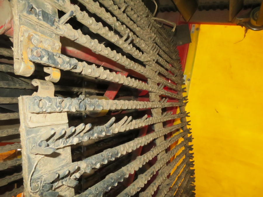 5092 Grimme SE75-40 potato harvester