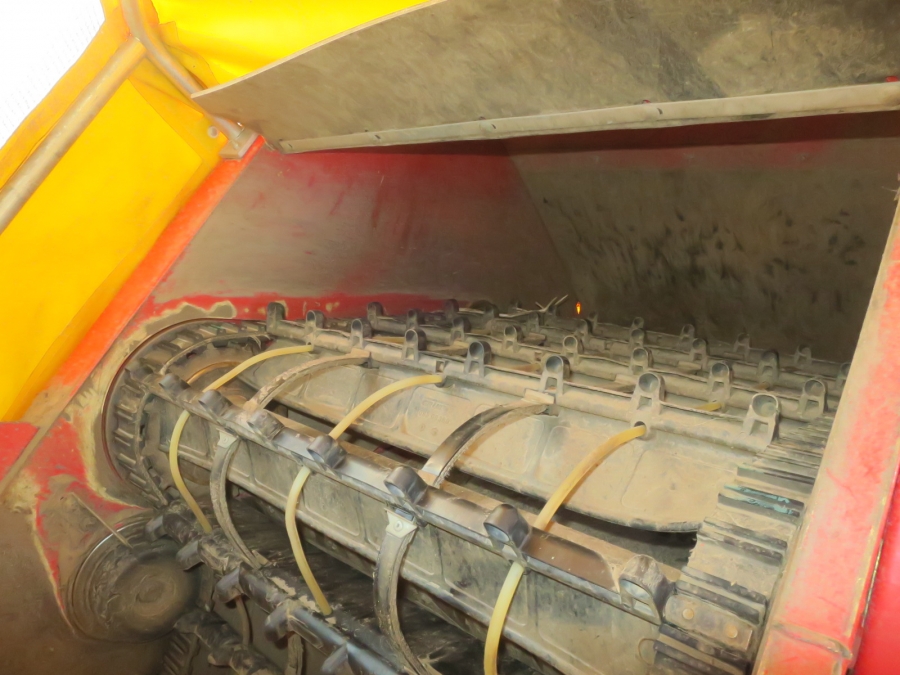 5092 Grimme SE75-40 potato harvester