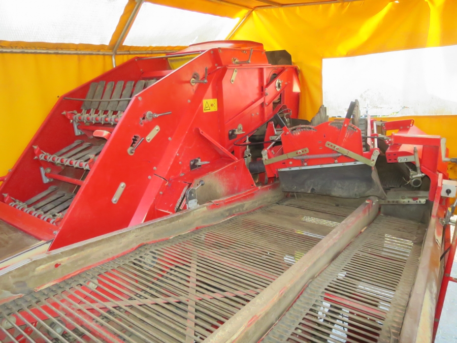 5092 Grimme SE75-40 potato harvester