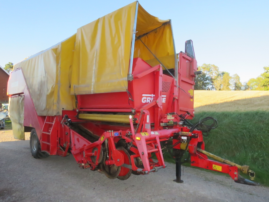 5092 Grimme SE75-40 potato harvester