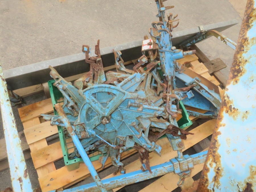 5103 Super prefer transplanter