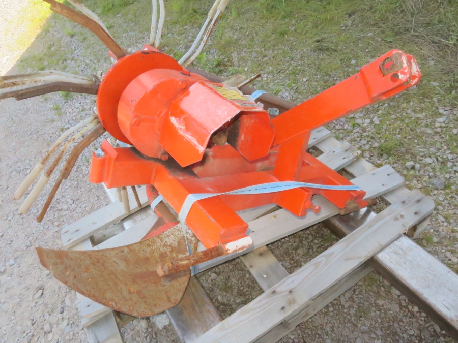 5104 Potato harvester